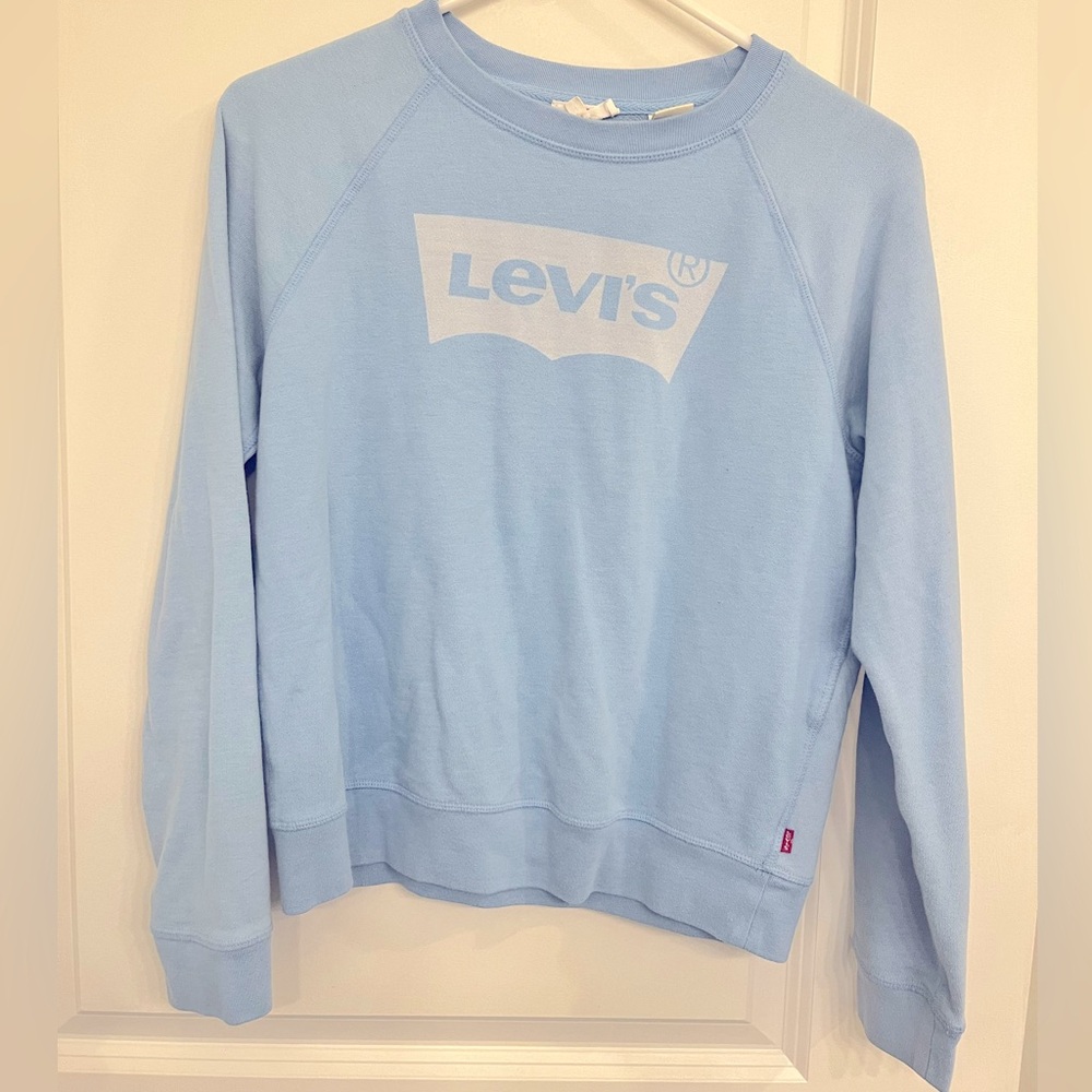 🩵 S Blue Levi’s Sweatshirt 🩵